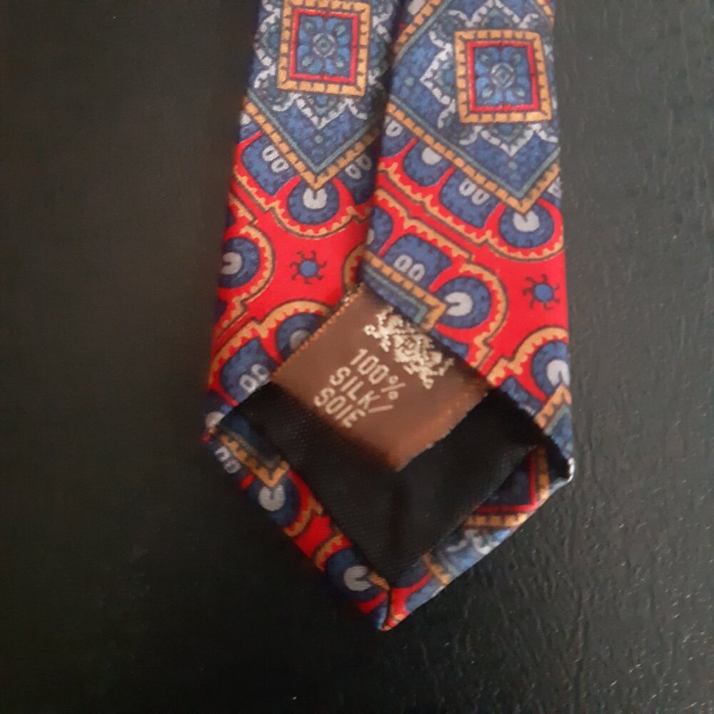 ⚡️BUY 3 for $55⚡️ Grafton & Co Silk Men's Tie, Ornate Square Multicolour Pattern - Picture 9 of 16